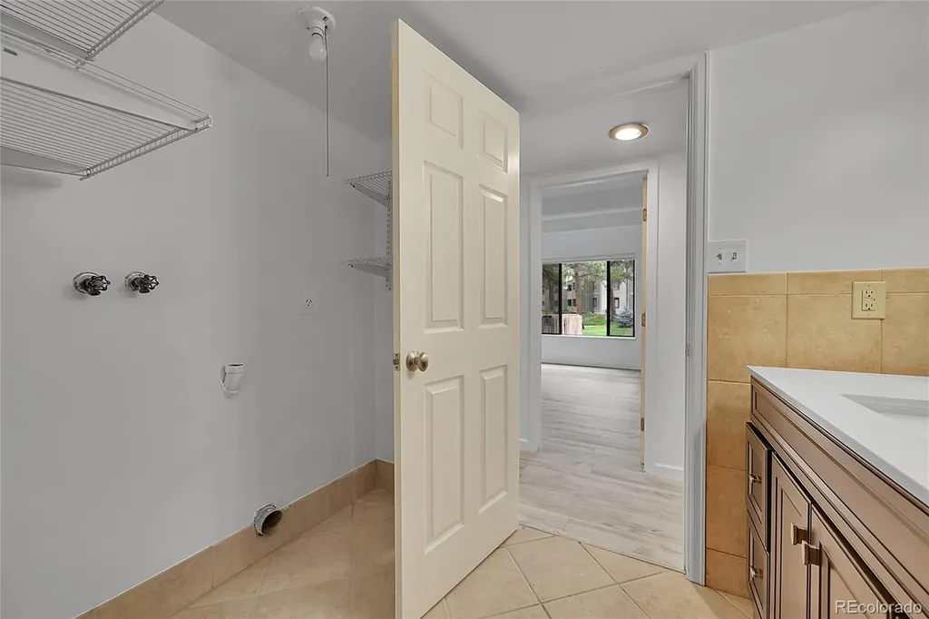2525 S Dayton Way Denver CO 80231