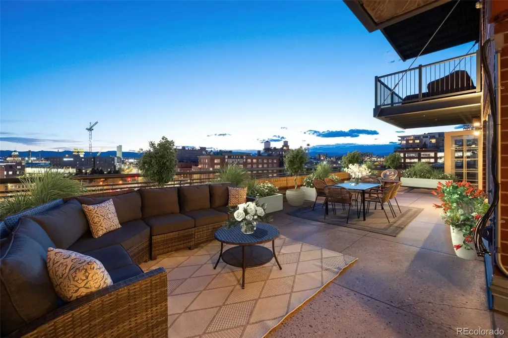 1499 Blake Street Denver CO 80202