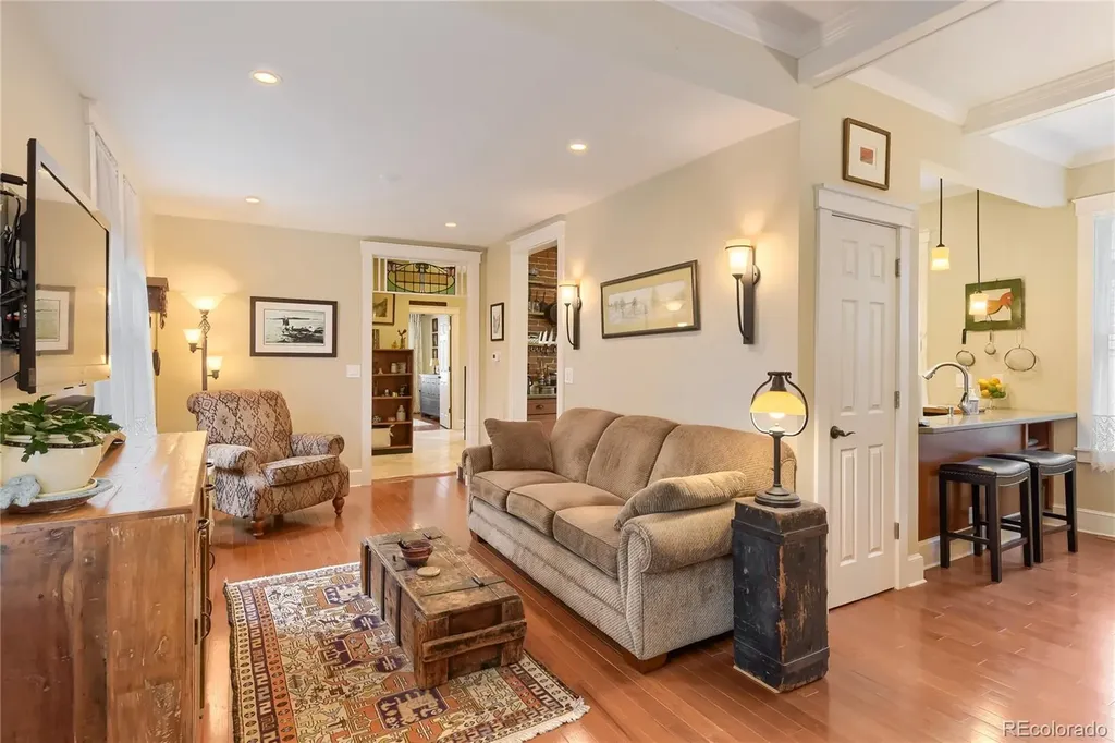 5736 S Bemis Street Littleton CO 80120