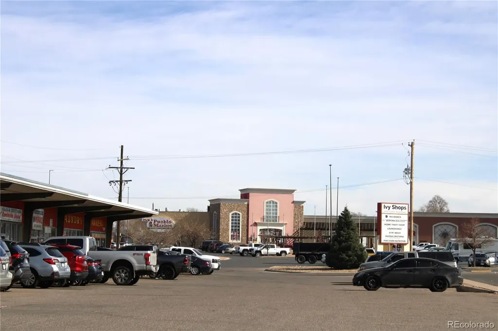 6322 Ivanhoe Street Commerce City CO 80022