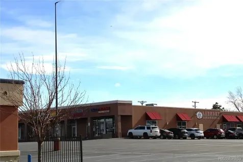6322 Ivanhoe Street Commerce City CO 80022
