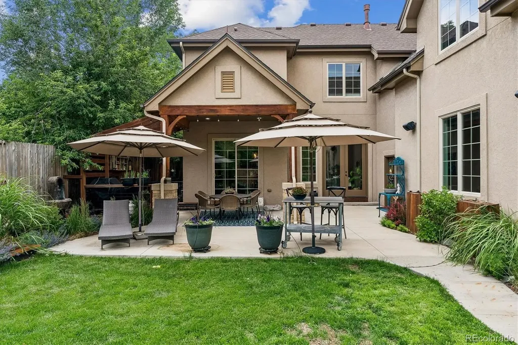 5518 S Foresthill Street Littleton CO 80120