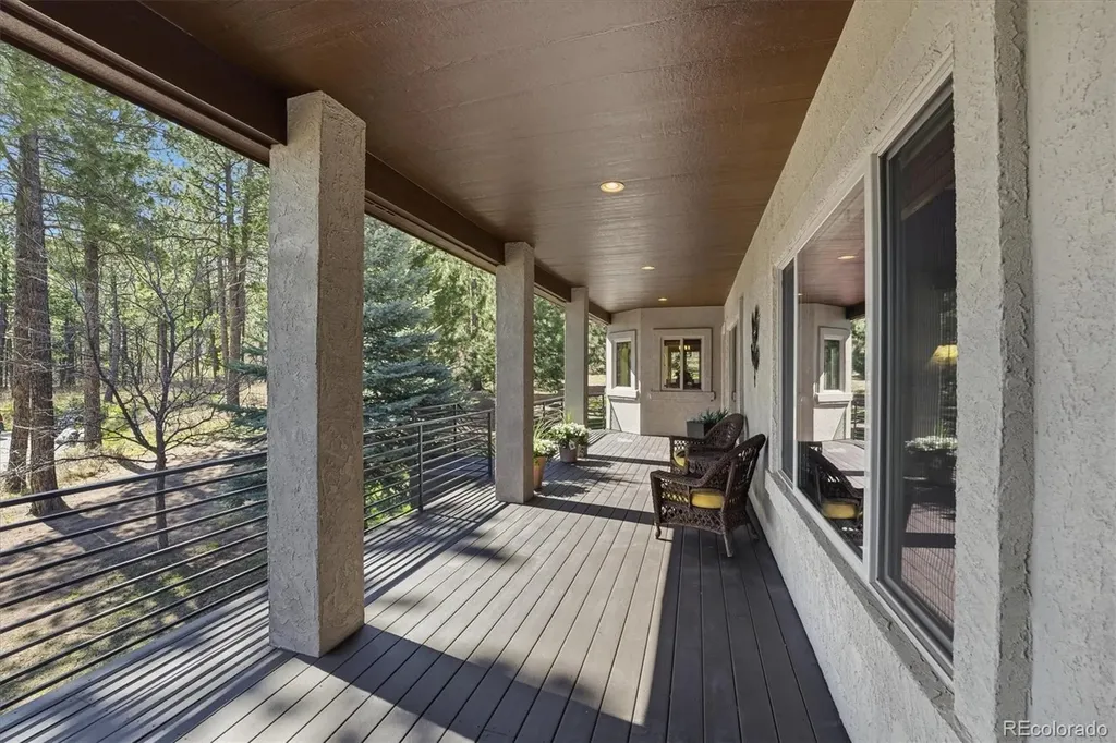 4680 Mohawk Drive Larkspur CO 80118