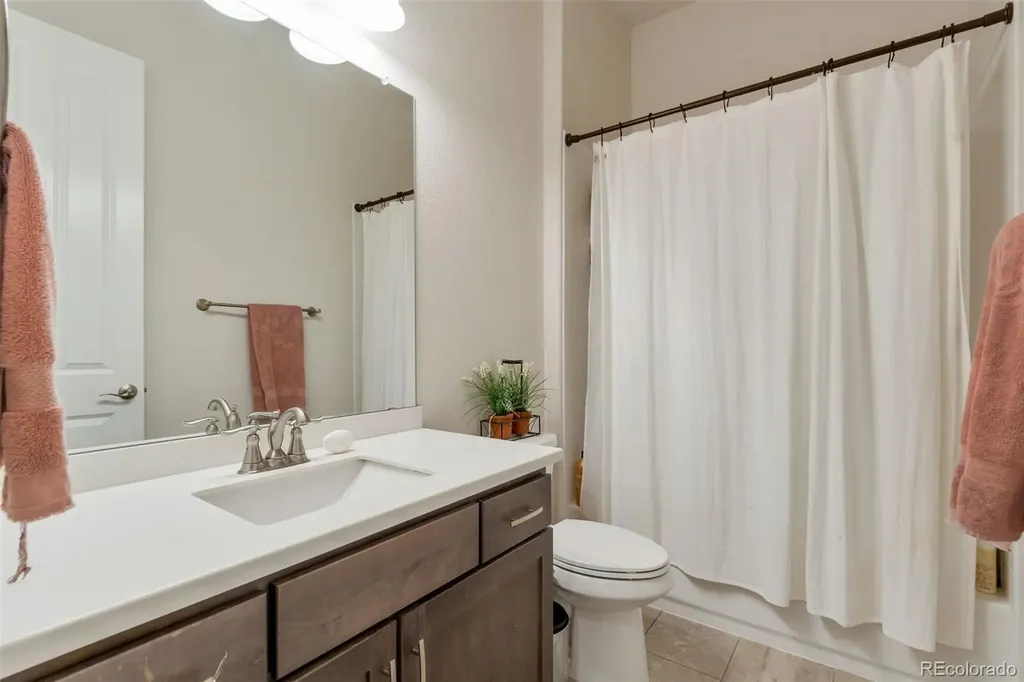 21259 E Layton Lane Aurora CO 80015