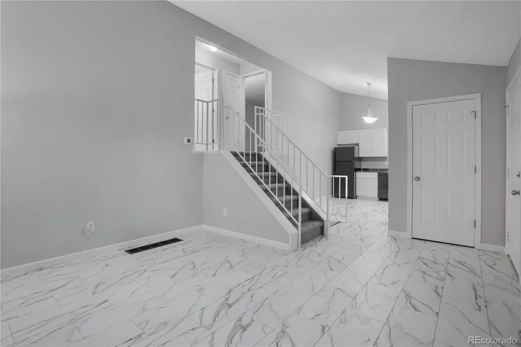 4464 Dumas Court Denver CO 80239