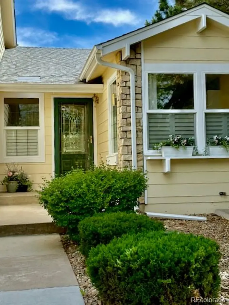 4 Shetland Court Highlands Ranch CO 80130