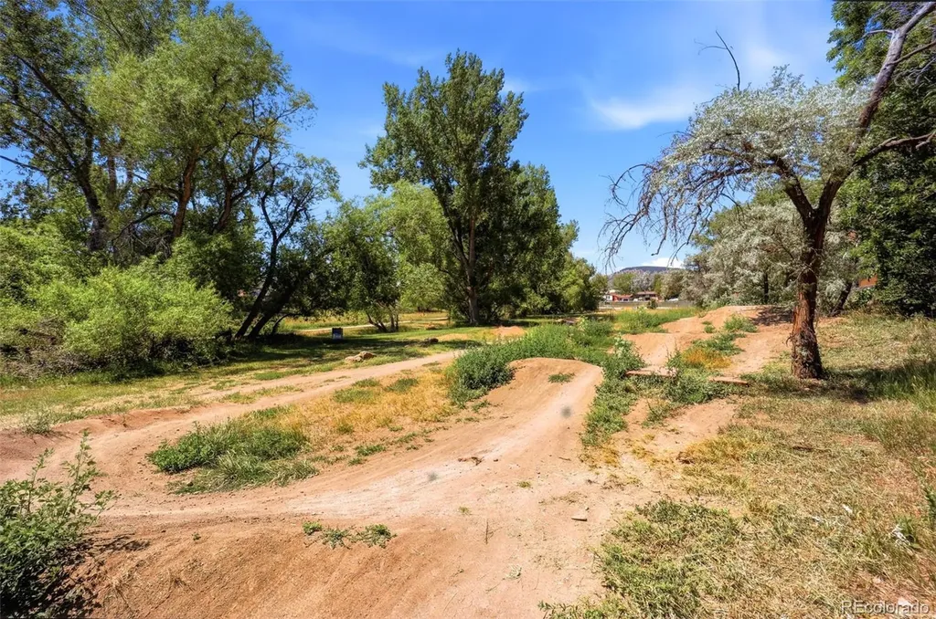 18856 W 59th Drive Golden CO 80403