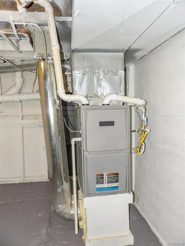 908 E 9th Street Pueblo CO 81001