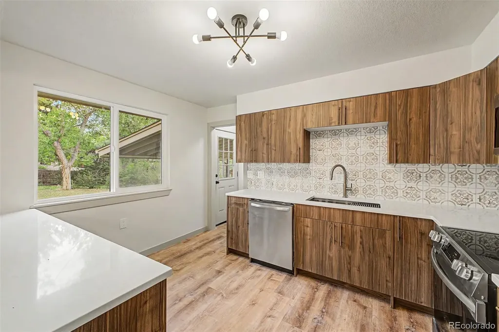 5011 S Meade Street Littleton CO 80123