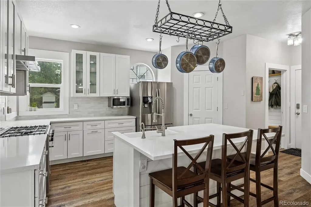 117 Willowleaf Drive Littleton CO 80127