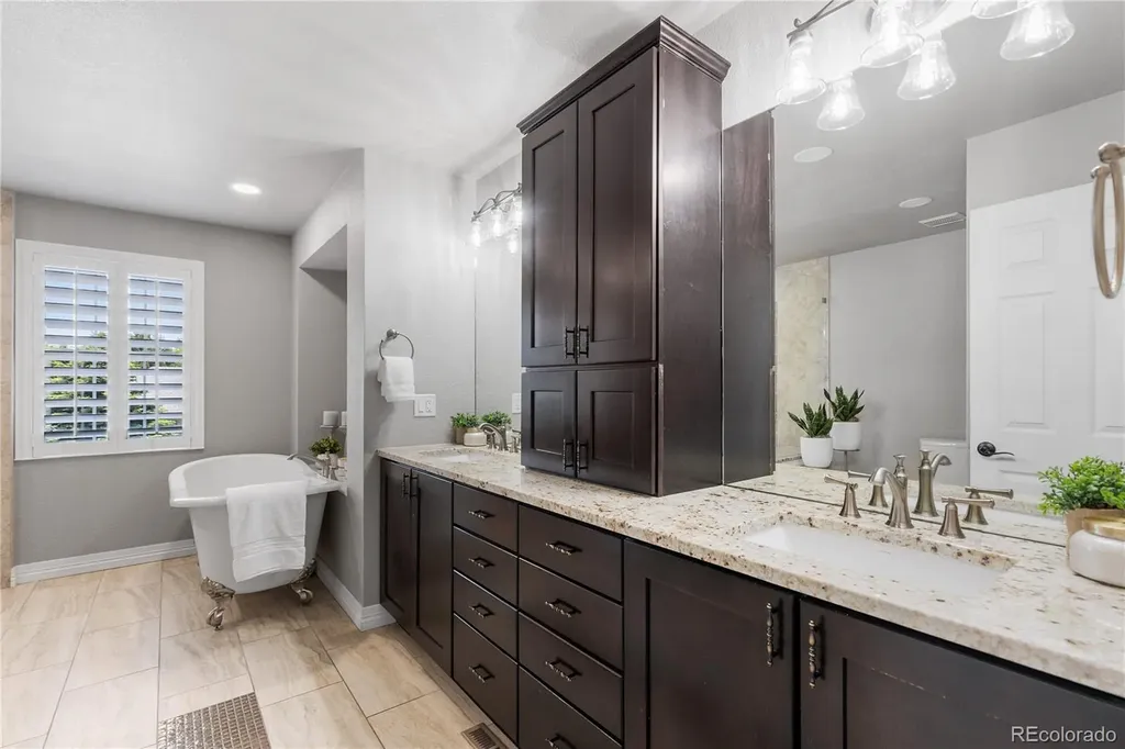 7099 Cerney Circle Castle Pines CO 80108