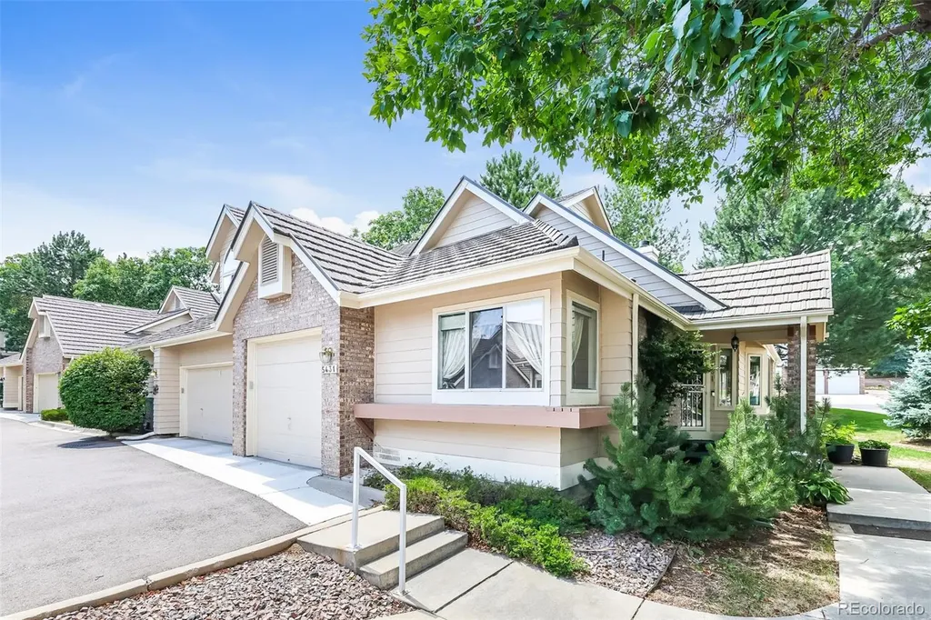5431 W Iliff Drive Denver CO 80227