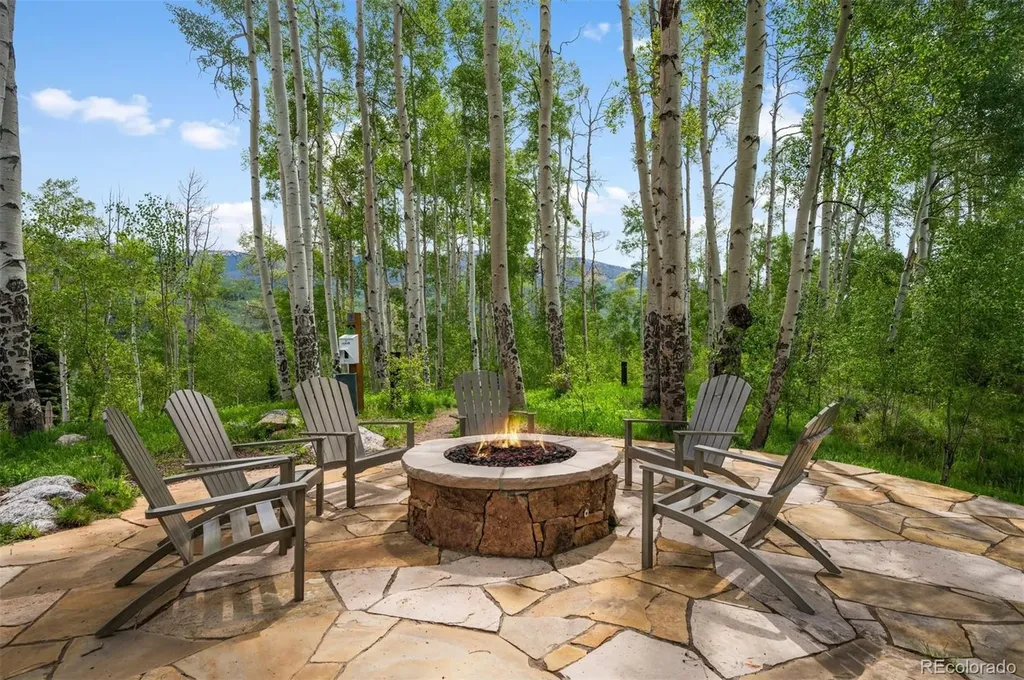 58 W Baron Way Silverthorne CO 80498