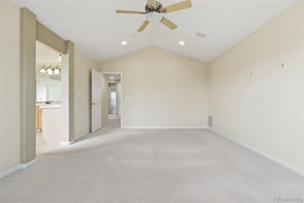 7148 S Quemoy Street Aurora CO 80016