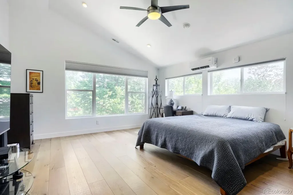 2368 N Glencoe Street Denver CO 80207