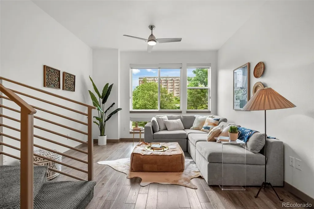 2200 Tremont Place Denver CO 80205