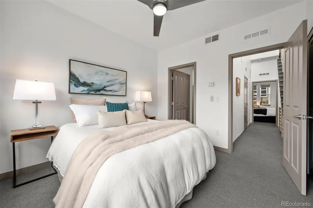 2200 Tremont Place Denver CO 80205