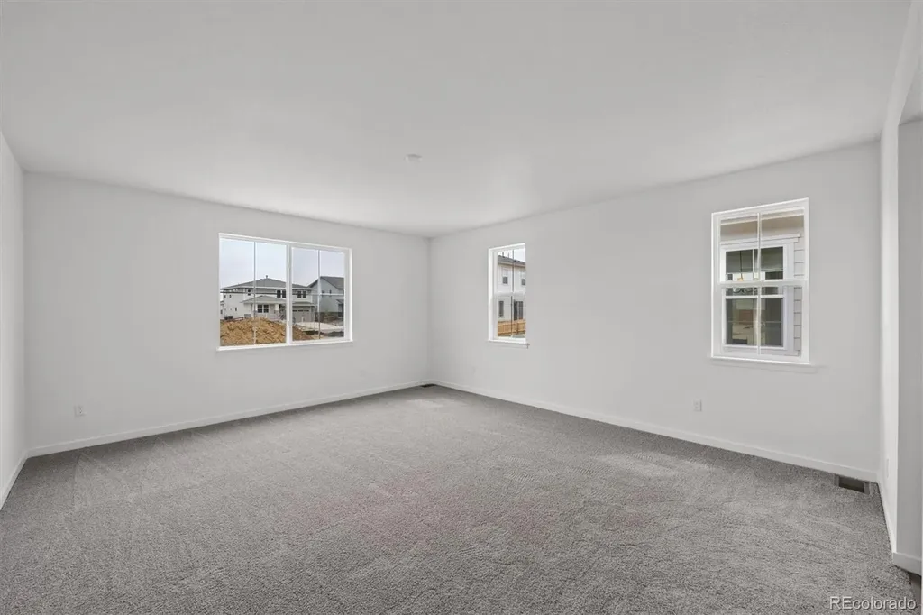 2122 S Irvington Street Aurora CO 80018