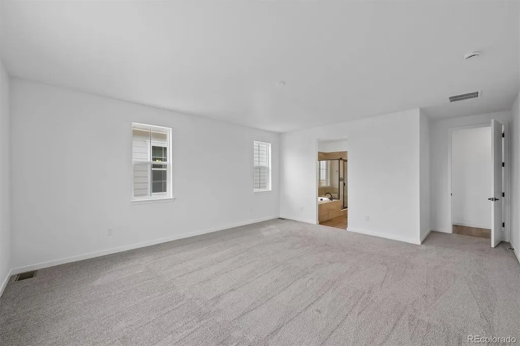 2122 S Irvington Street Aurora CO 80018