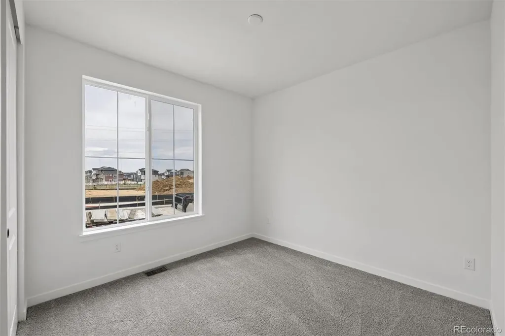 2122 S Irvington Street Aurora CO 80018