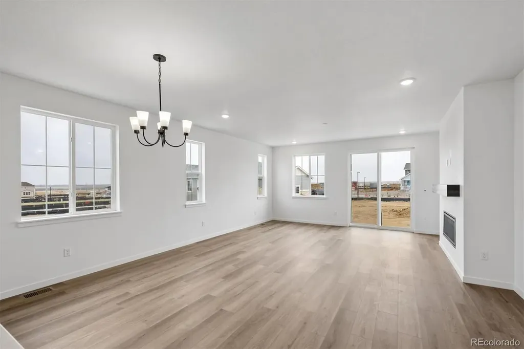 2122 S Irvington Street Aurora CO 80018