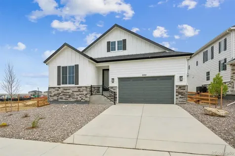 2122 S Irvington Street Aurora CO 80018