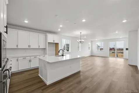 2122 S Irvington Street Aurora CO 80018