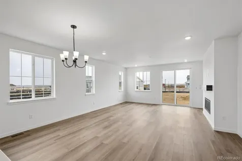 2122 S Irvington Street Aurora CO 80018