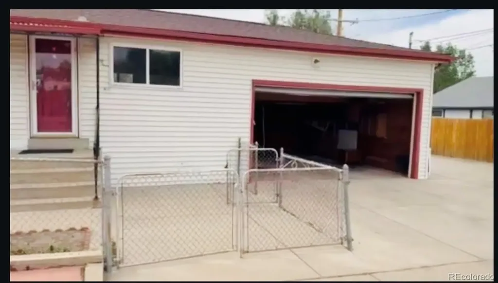 6081 E 61st Avenue Commerce City CO 80022