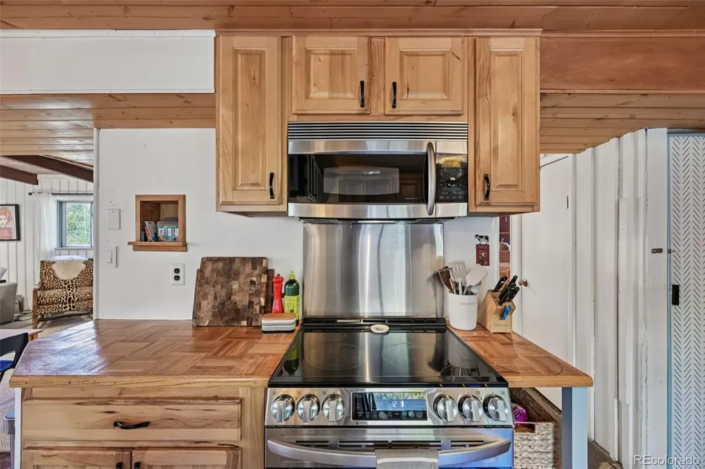 6310 Simmons Drive Boulder CO 80303