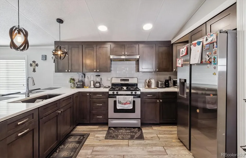9400 Elm Court Denver CO 80260