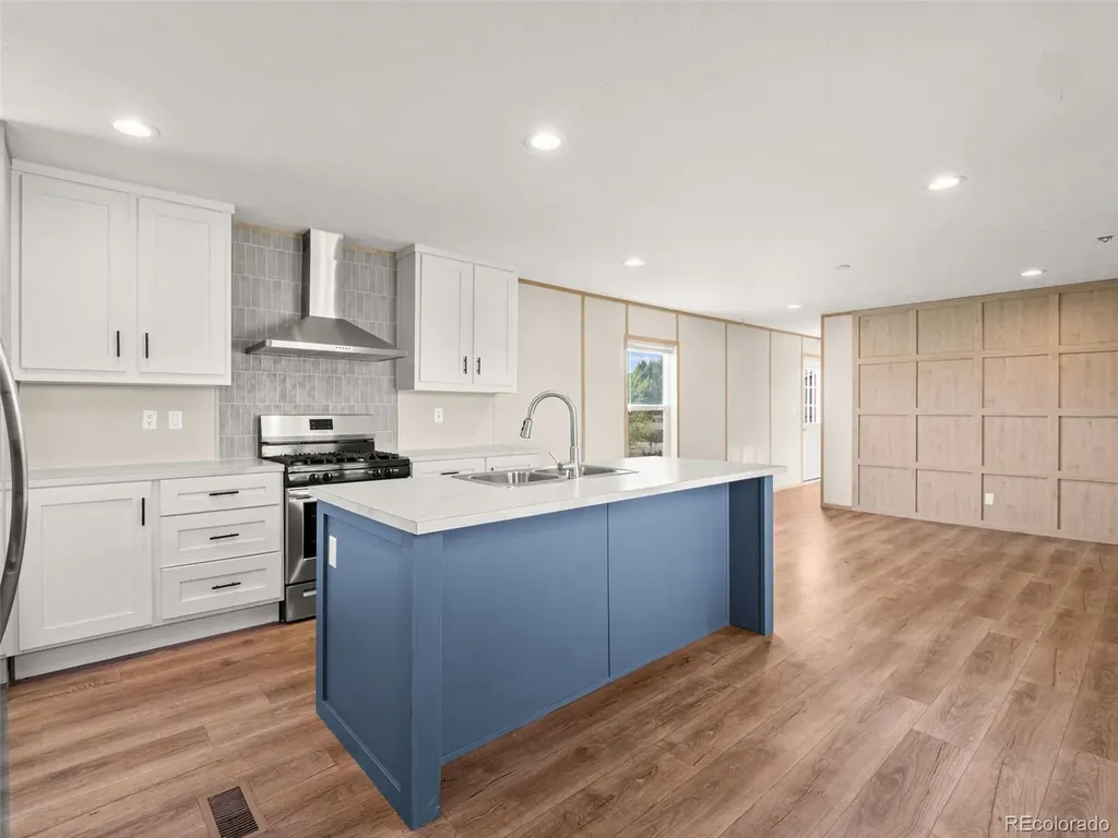 420 E 57th Street Loveland CO 80538
