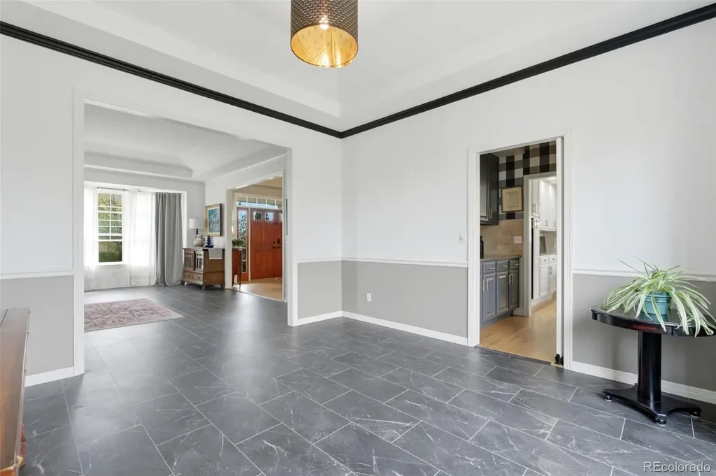 6052 S Andes Circle Aurora CO 80016