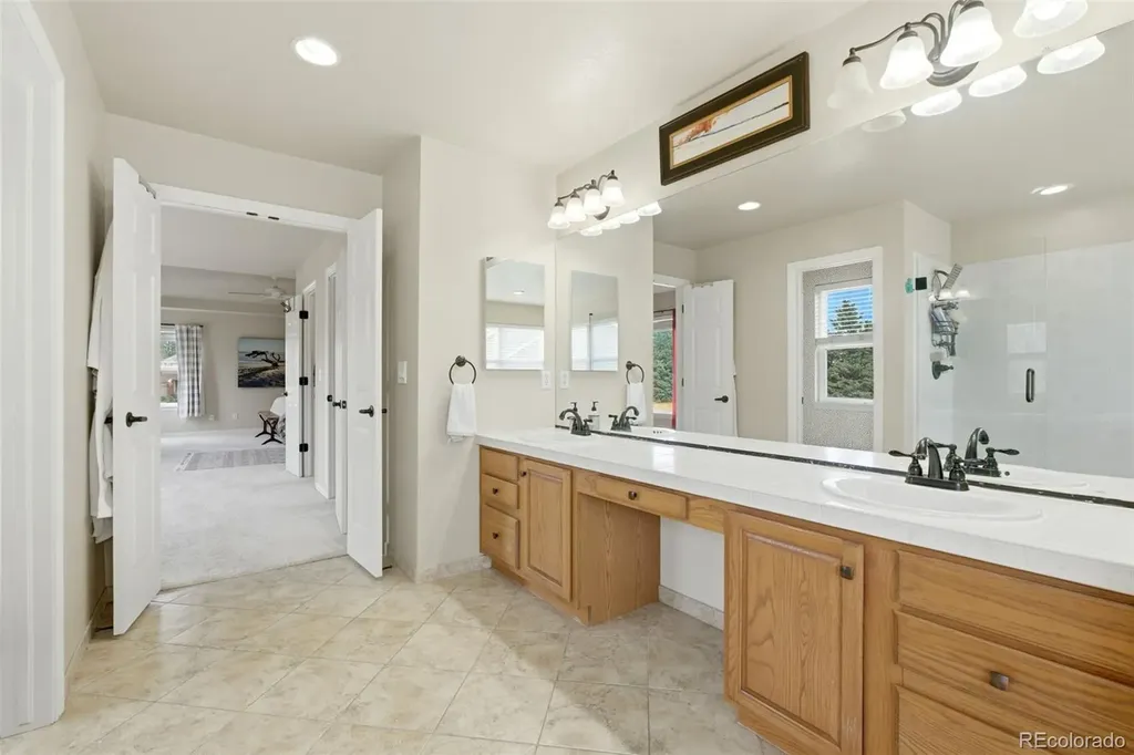 6052 S Andes Circle Aurora CO 80016
