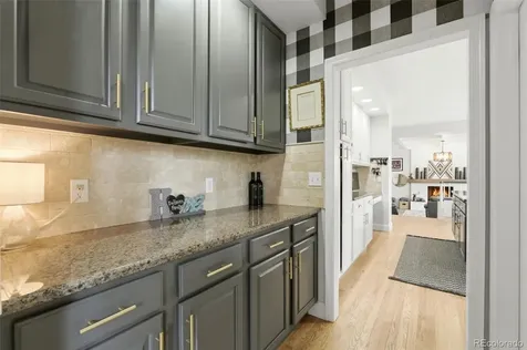 6052 S Andes Circle Aurora CO 80016