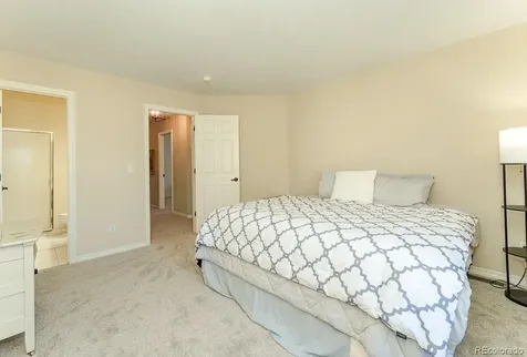 6052 S Andes Circle Aurora CO 80016