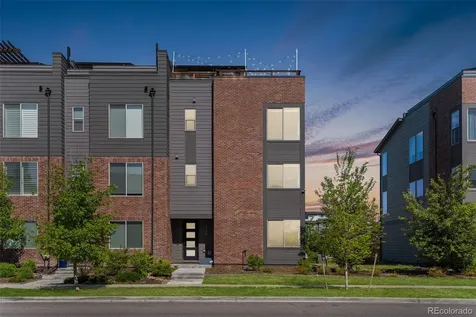 2522 N Moline Street Aurora CO 80010