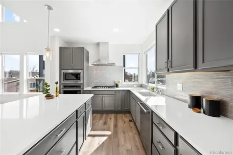 2522 N Moline Street Aurora CO 80010
