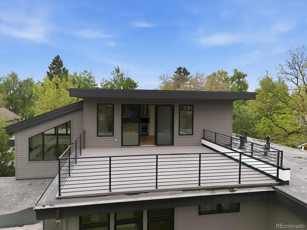 2442 S Saint Paul Street Denver CO 80210