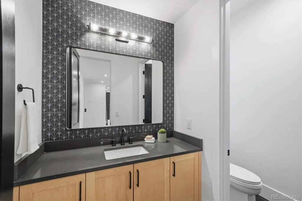 2442 S Saint Paul Street Denver CO 80210