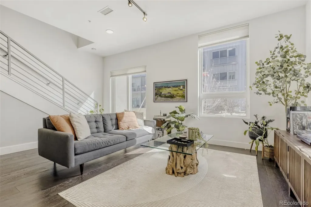 2530 Lawrence Street Denver CO 80205