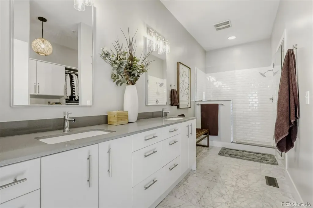 2530 Lawrence Street Denver CO 80205
