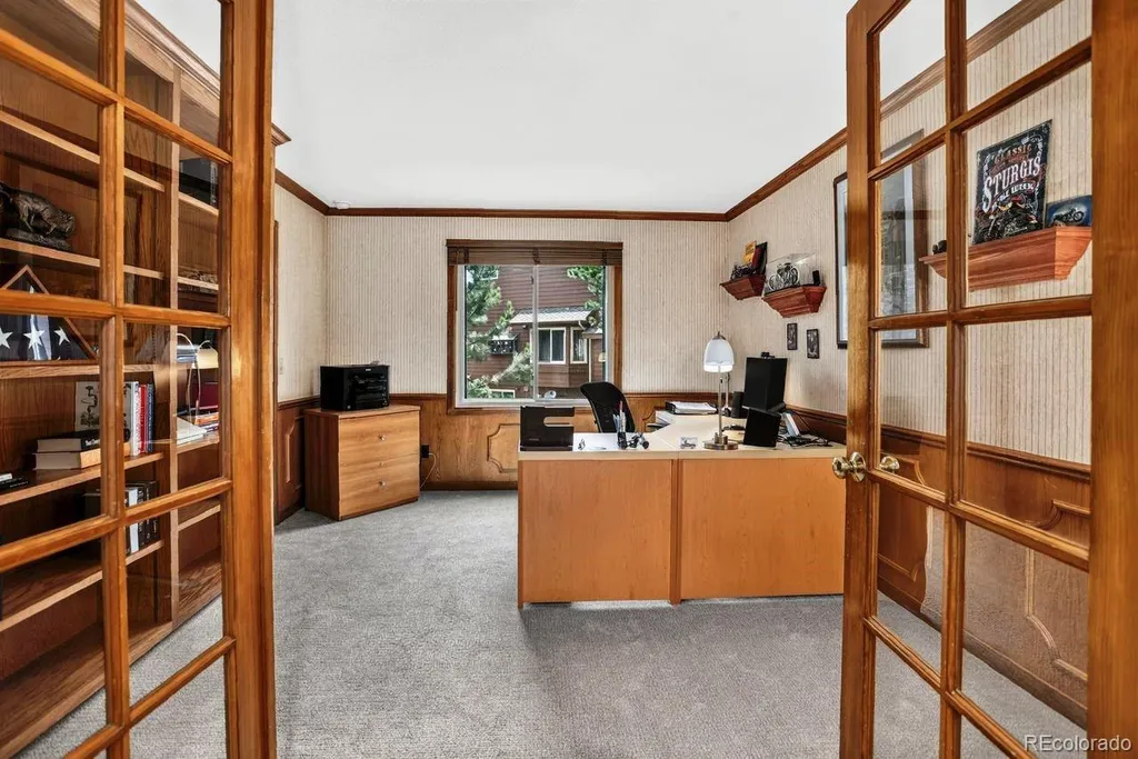 25856 Buffalo Lane Golden CO 80401