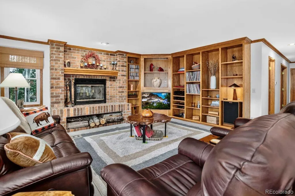 25856 Buffalo Lane Golden CO 80401