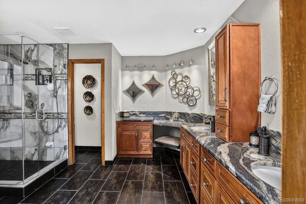 25856 Buffalo Lane Golden CO 80401