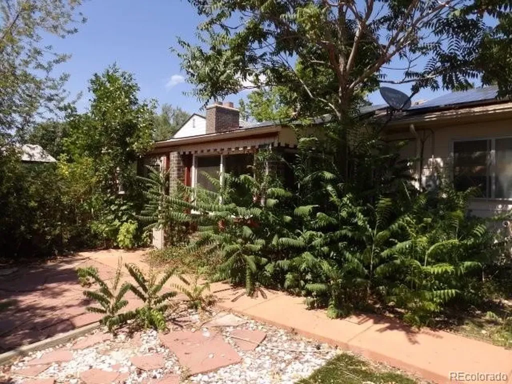 8639 Jay Court Arvada CO 80003