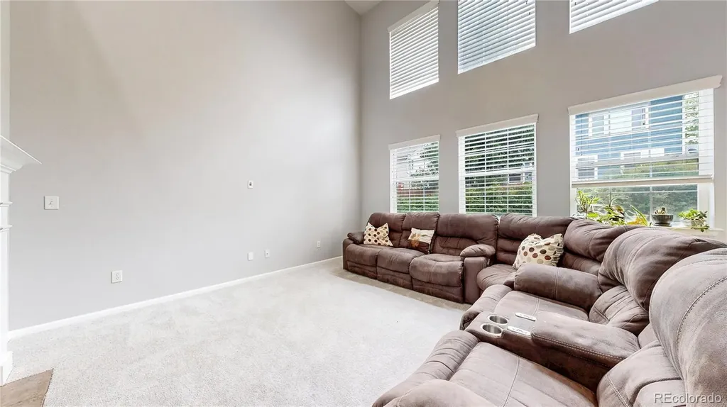 10536 Cimarron Street Longmont CO 80504