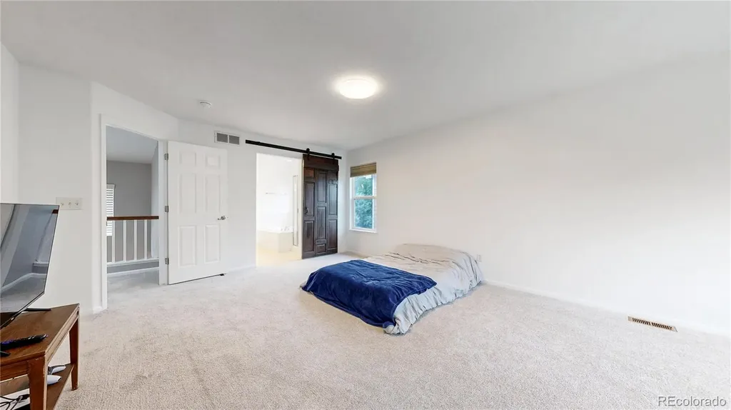 10536 Cimarron Street Longmont CO 80504
