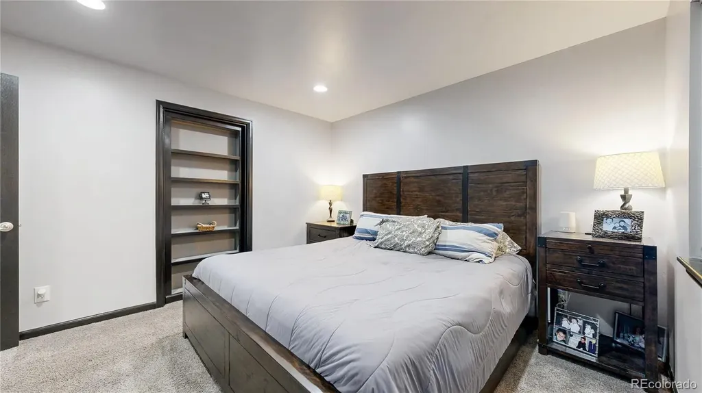 10536 Cimarron Street Longmont CO 80504