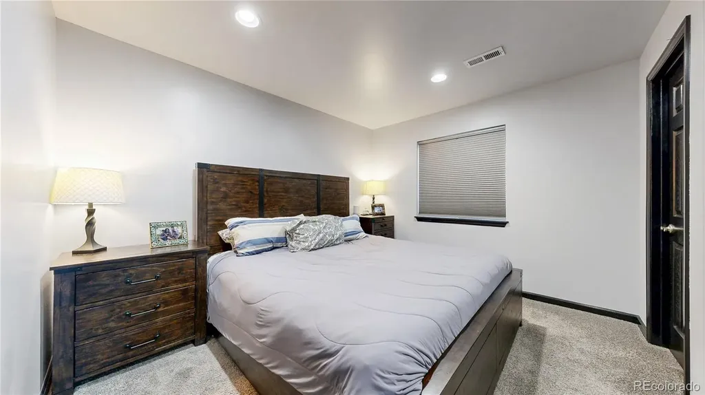 10536 Cimarron Street Longmont CO 80504